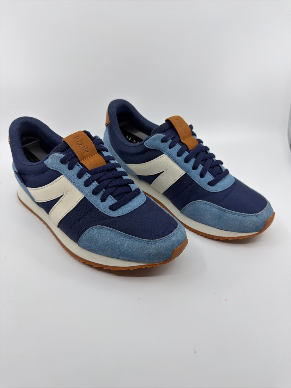 Kizik Milan Sneakers Color Naval Academy SZ 8.5 Men’s And 10 Women’s